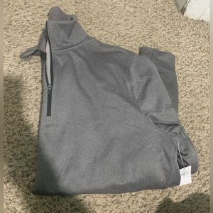 Men’s grey half zip sweatshirt